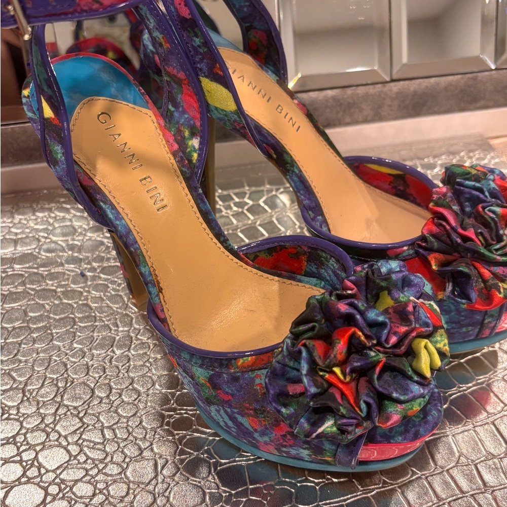Gianni Bini Multicolor Floral Platform Heels - Purple, Blue, Red - Picture 5 of 6